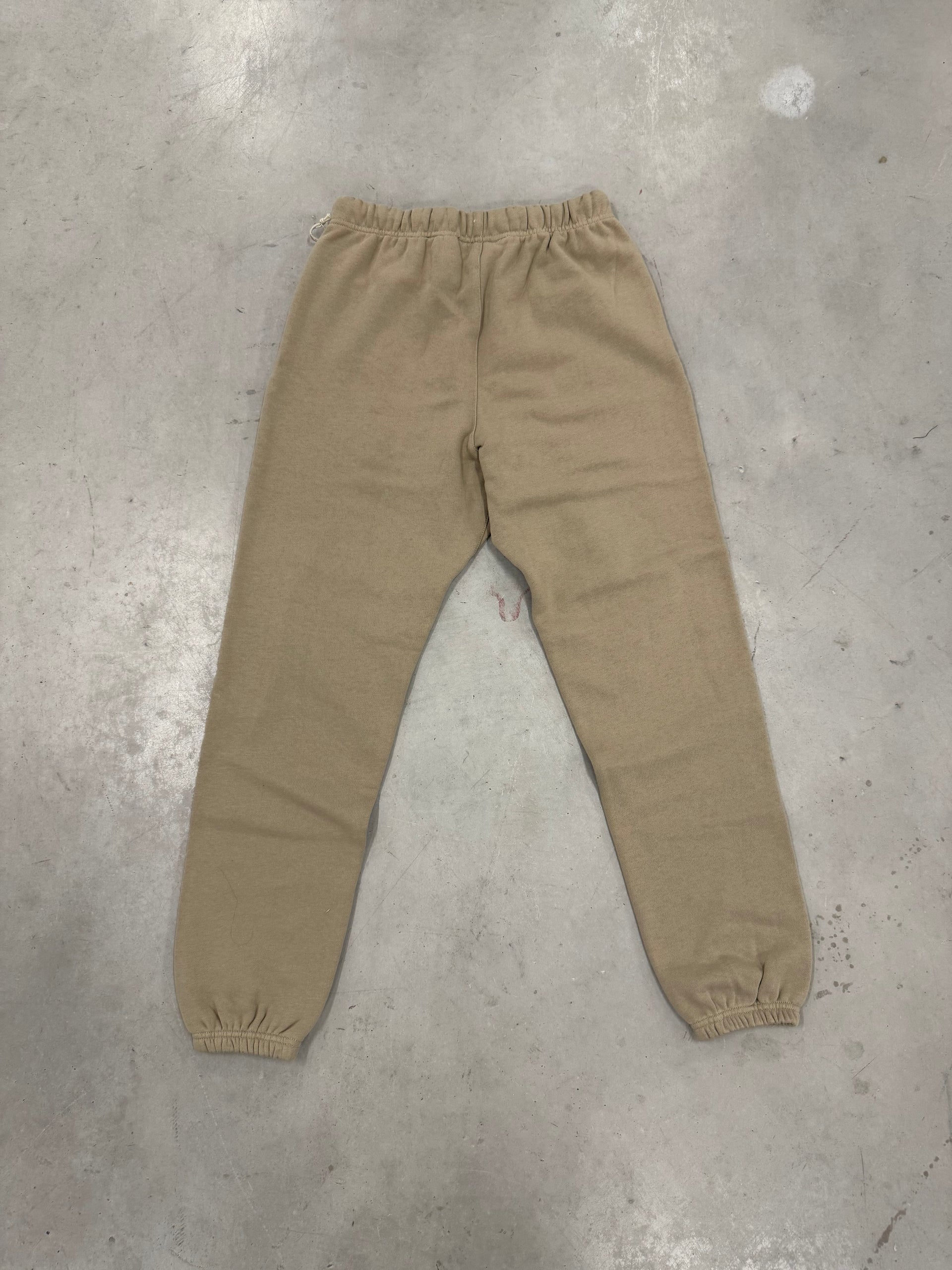 Essentials “Dessert Sand 2025” Pants